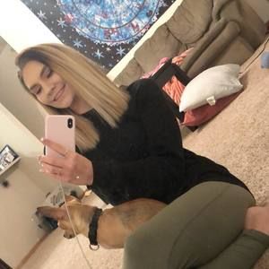 Meet your Posher, Kortney